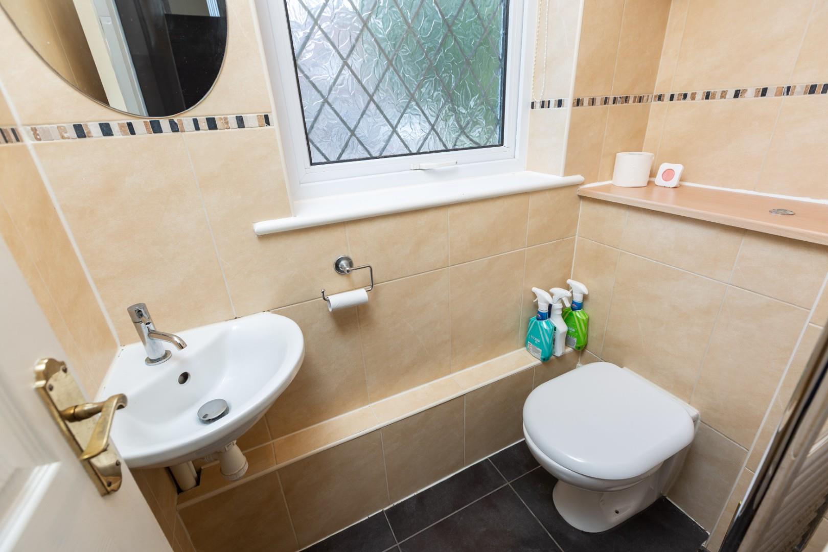 Whitegates, Mayals, Swansea, SA3 5HW